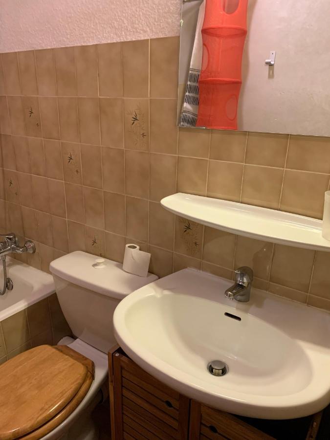 155 Piste Dans Mon Canape Châtel Dış mekan fotoğraf